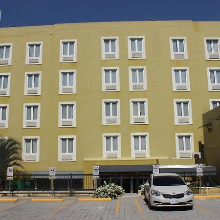 Beverly Hills: Hotel And Business Nuevo Cuscatlan Exterior foto